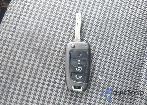 2018 Hyundai Kona Se z USA, uszkodzony, nr VIN KM8K12AA9JU088898